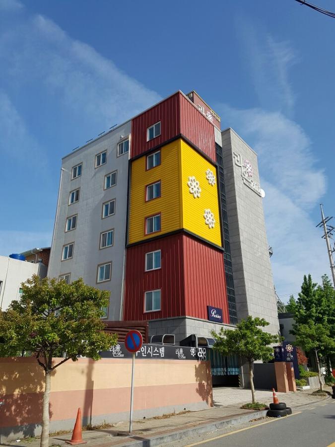 Raon Hotel Gwangyang  Екстериор снимка