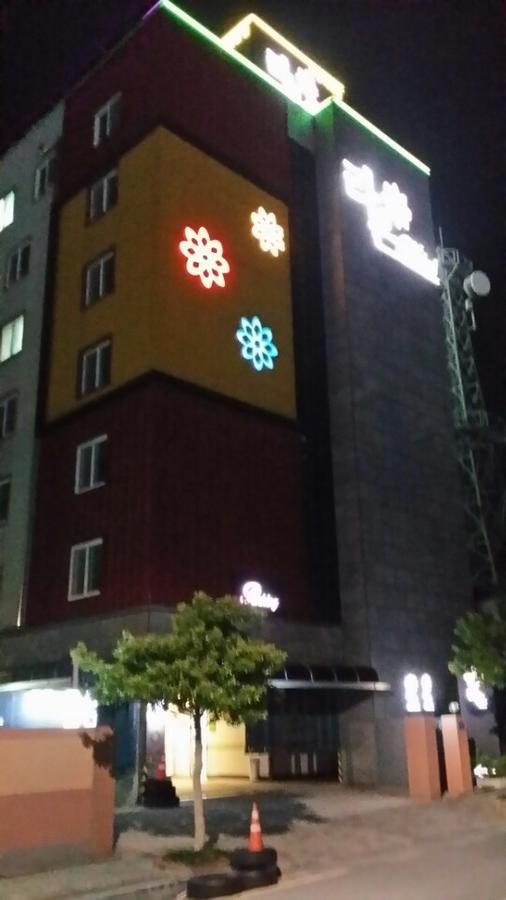 Raon Hotel Gwangyang  Екстериор снимка